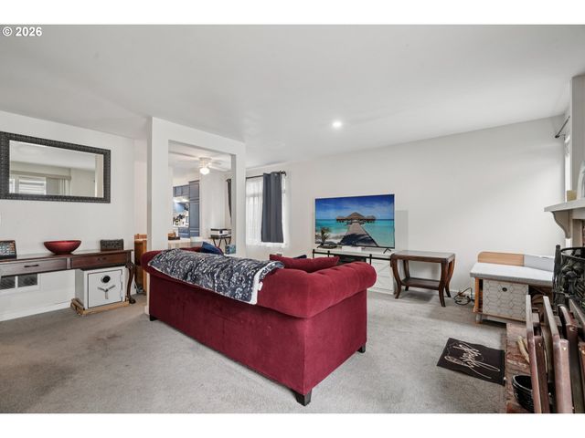 13050 Sw 17TH St, Beaverton, OR 97008