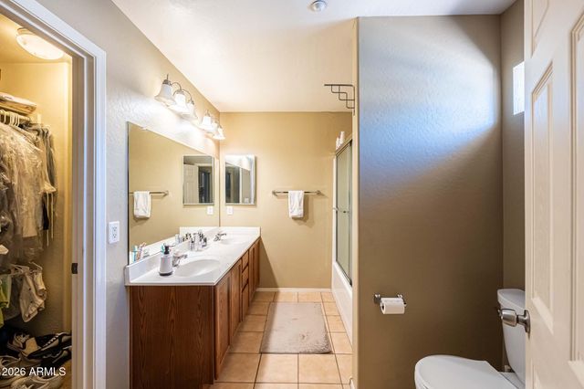 16015 N 30TH Street 103, Phoenix, AZ 85032