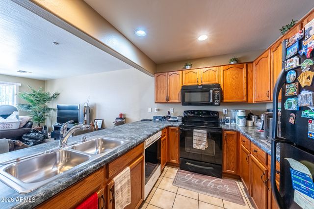 16015 N 30TH Street 103, Phoenix, AZ 85032