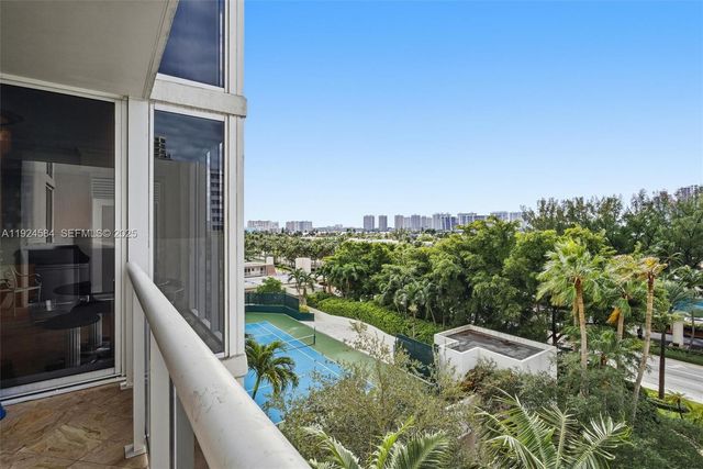 19111 Collins Ave 505, Sunny Isles Beach, FL 33160