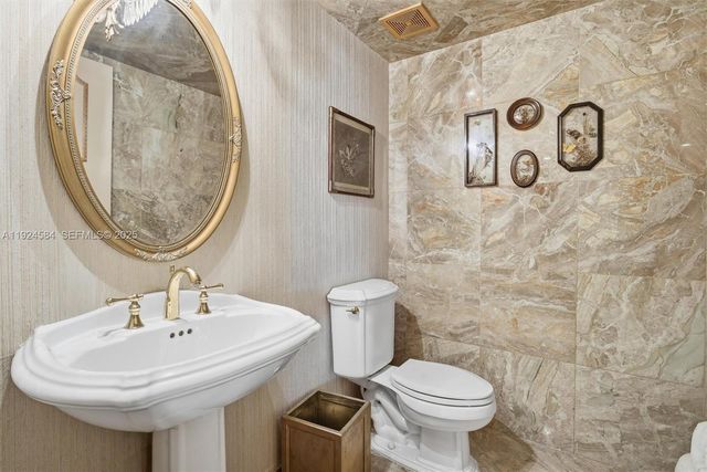 19111 Collins Ave 505, Sunny Isles Beach, FL 33160