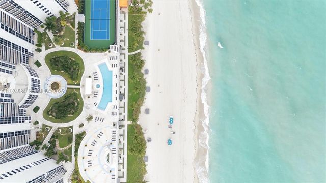 19111 Collins Ave 505, Sunny Isles Beach, FL 33160
