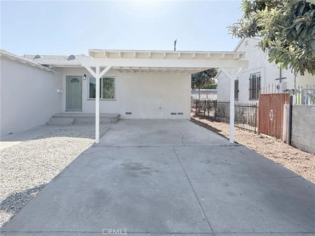 213 N Broadacres Avenue, Compton, CA 90220