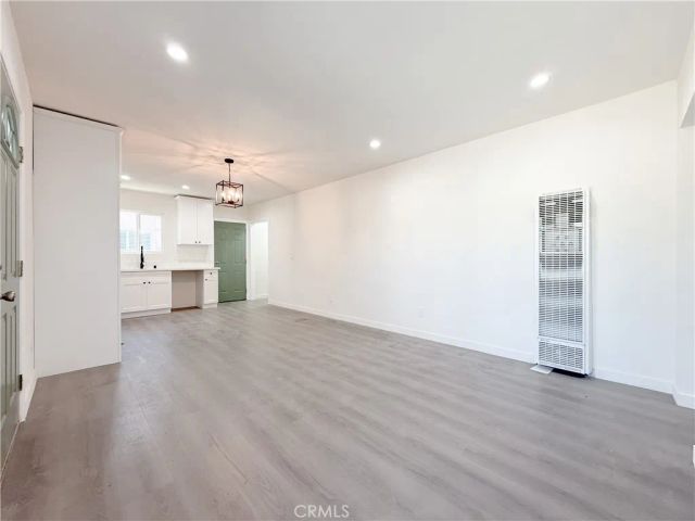 213 N Broadacres Avenue, Compton, CA 90220