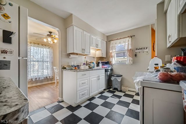 8023 Ivandale, Parma, OH 44129