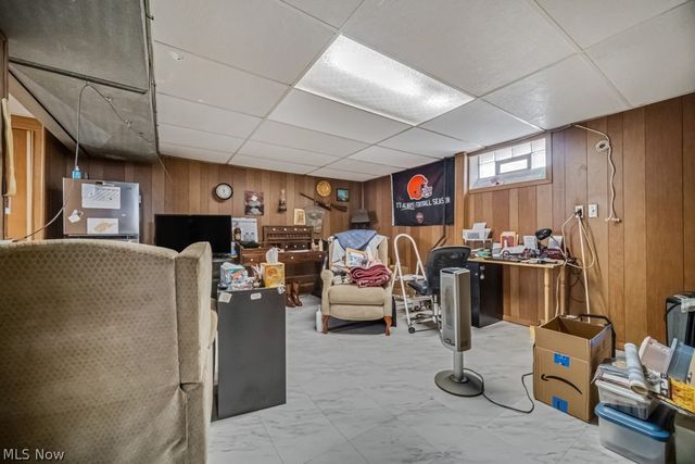 8023 Ivandale, Parma, OH 44129