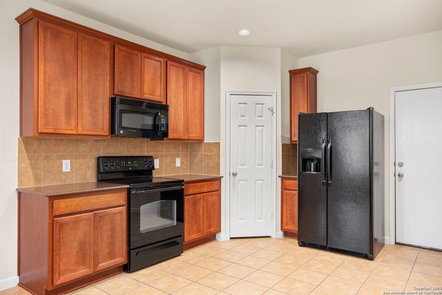 931 PALLADIO PL, San Antonio, TX 78253