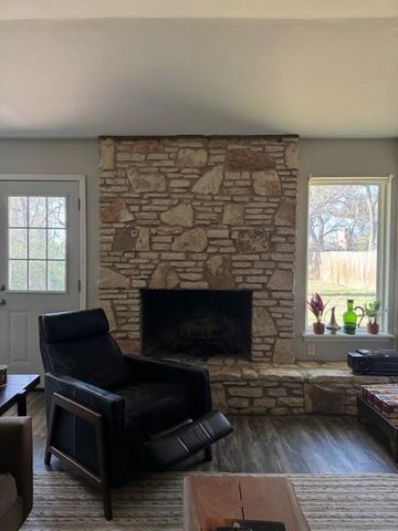 9512 EDDYSTONE, Austin, TX 78729