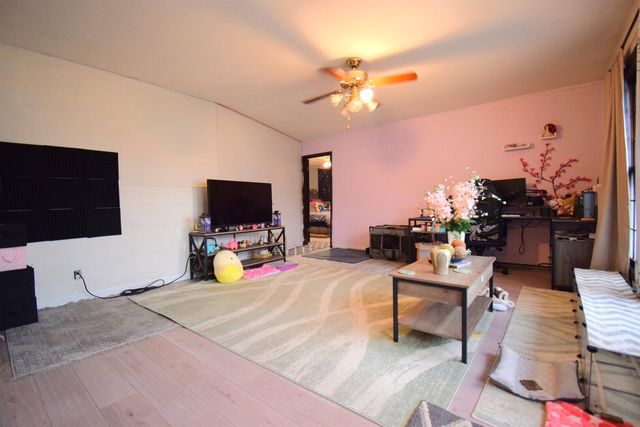 69 Cherry Drive, Mt Vernon, IL 62864