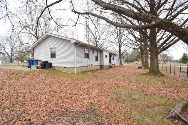 69 Cherry Drive, Mt Vernon, IL 62864