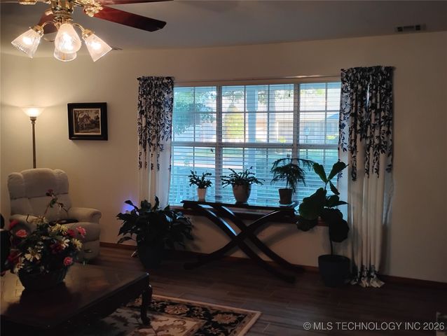 620 Grove Crest Road, Pryor, OK 74361