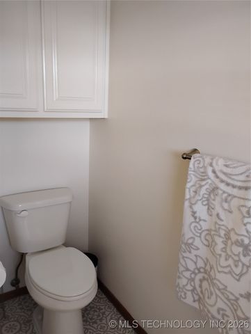 620 Grove Crest Road, Pryor, OK 74361