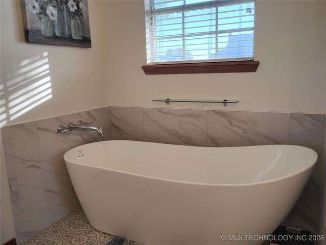 620 Grove Crest Road, Pryor, OK 74361