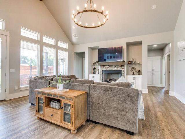 22795 Cterling Drive, Kingfisher, OK 73750