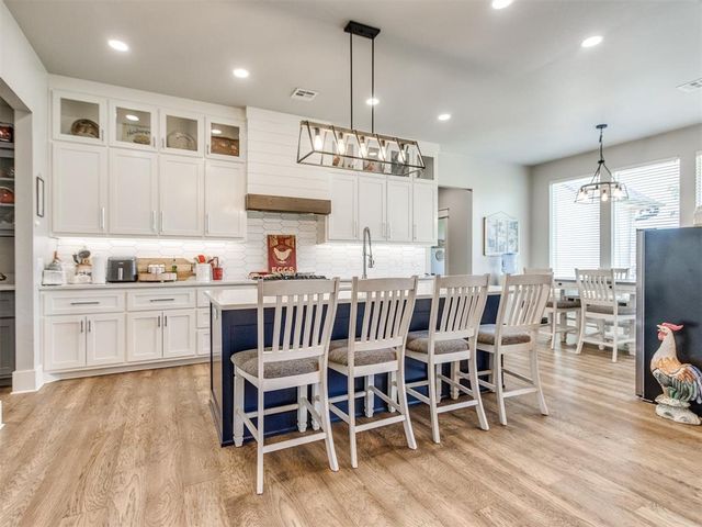 22795 Cterling Drive, Kingfisher, OK 73750