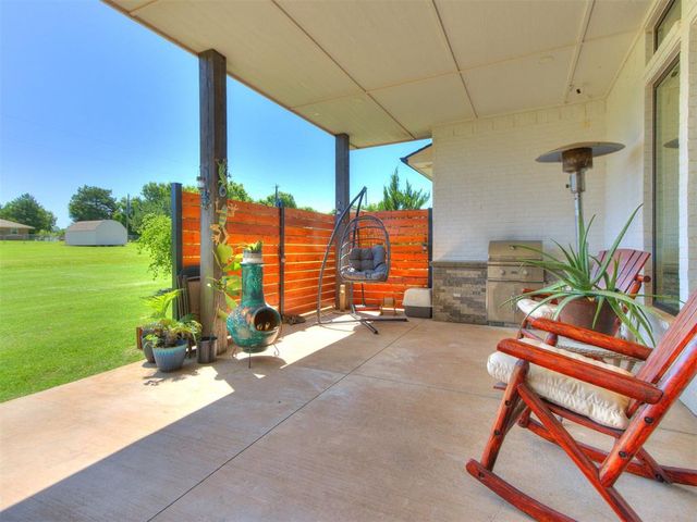 22795 Cterling Drive, Kingfisher, OK 73750