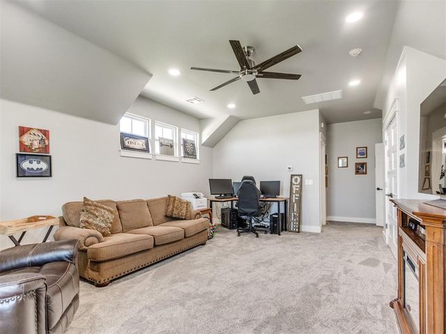 22795 Cterling Drive, Kingfisher, OK 73750