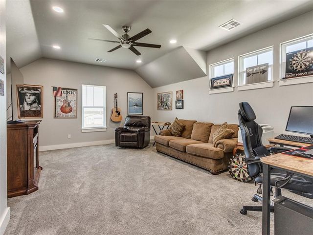 22795 Cterling Drive, Kingfisher, OK 73750