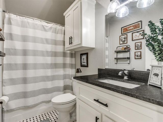 22795 Cterling Drive, Kingfisher, OK 73750