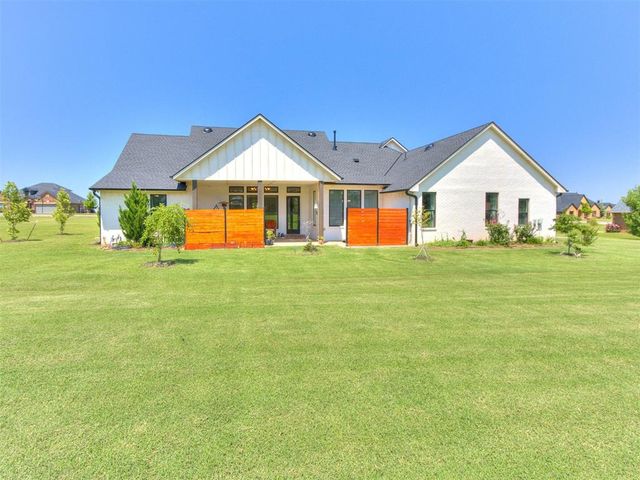 22795 Cterling Drive, Kingfisher, OK 73750