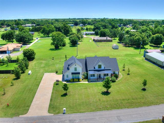 22795 Cterling Drive, Kingfisher, OK 73750