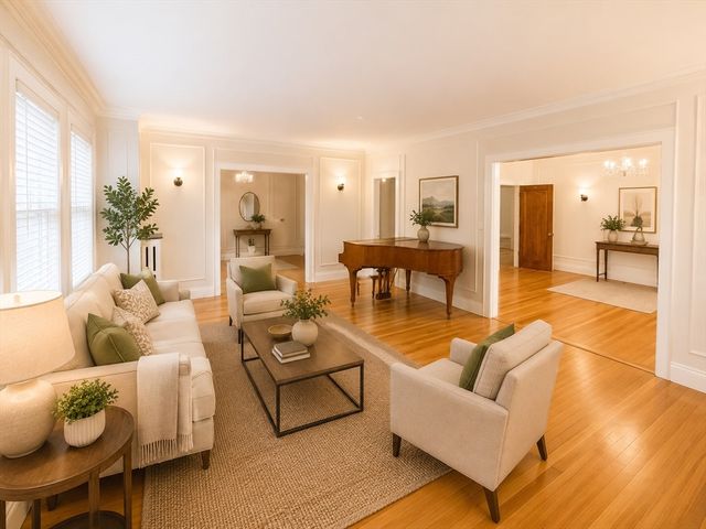 67 Green St 67, Brookline, MA 02446