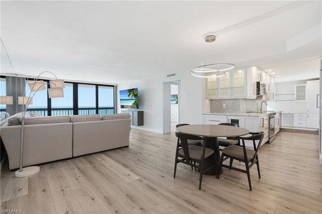 4001 Gulf Shore BLVD N 1407, Naples, FL 34103