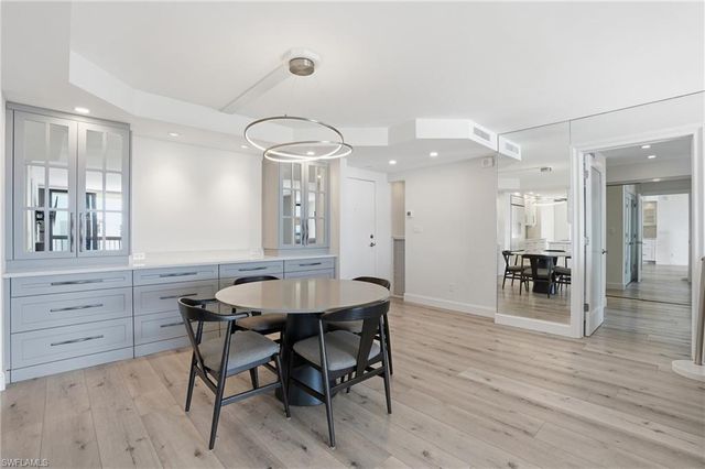 4001 Gulf Shore BLVD N 1407, Naples, FL 34103