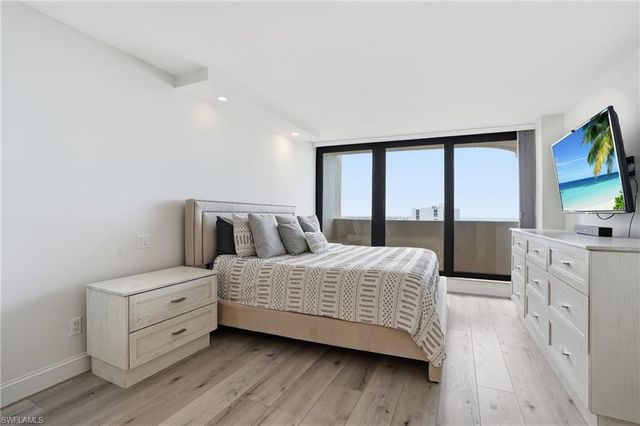 4001 Gulf Shore BLVD N 1407, Naples, FL 34103