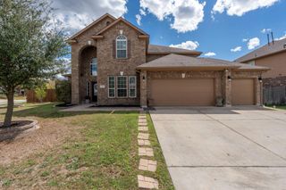 240 Parkrose DR, Buda, TX 78610