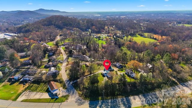1406 Walt Arney Road SW, Lenoir, NC 28645