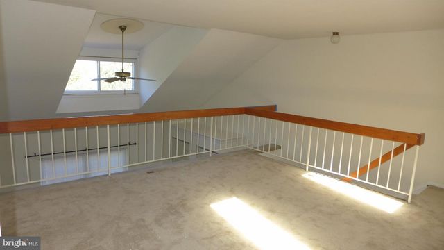 23 VALLEY CROSSING CIR, Cockeysville, MD 21030
