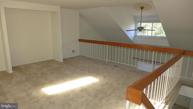 23 VALLEY CROSSING CIR, Cockeysville, MD 21030