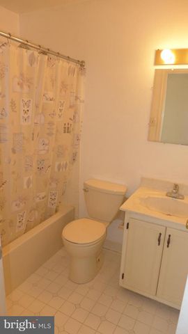23 VALLEY CROSSING CIR, Cockeysville, MD 21030