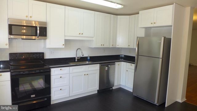 23 VALLEY CROSSING CIR, Cockeysville, MD 21030