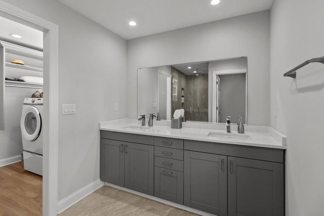 6513 Willow LANE, Waterford, WI 53185