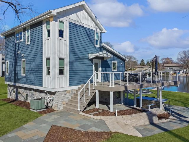 6513 Willow LANE, Waterford, WI 53185