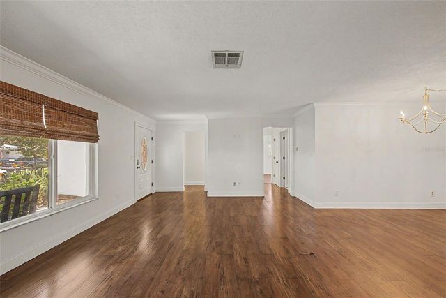 6685 121ST STREET, Seminole, FL 33772