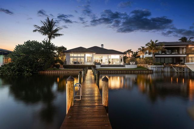 47 River Drive, Tequesta, FL 33469