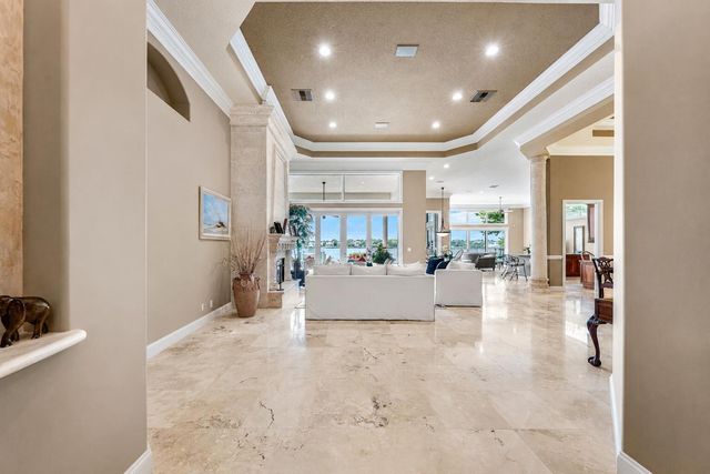47 River Drive, Tequesta, FL 33469