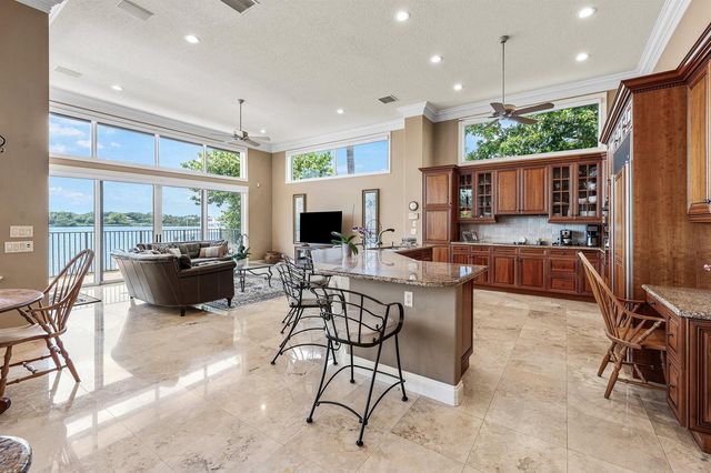 47 River Drive, Tequesta, FL 33469