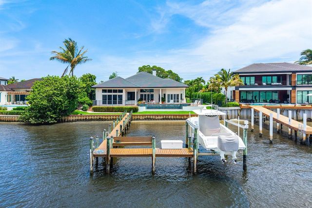 47 River Drive, Tequesta, FL 33469