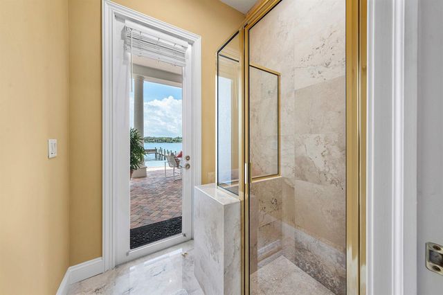 47 River Drive, Tequesta, FL 33469