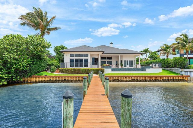 47 River Drive, Tequesta, FL 33469