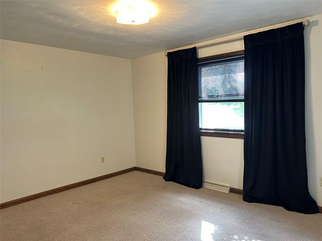 130 E ARLINGTON Road, Erie, PA 16509