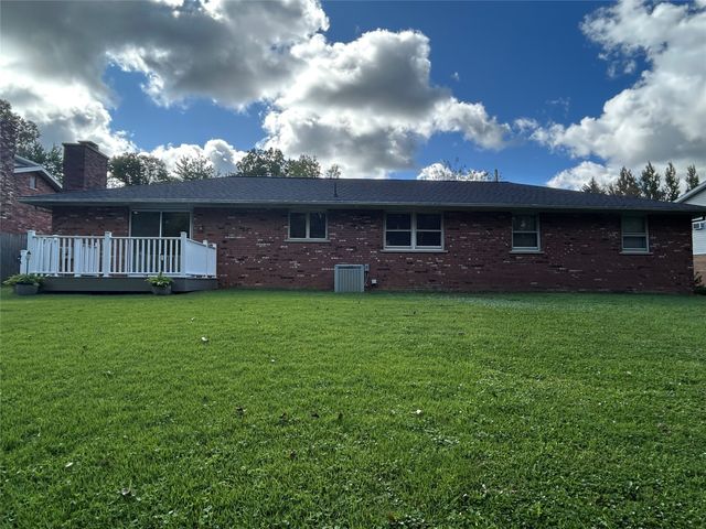 130 E ARLINGTON Road, Erie, PA 16509