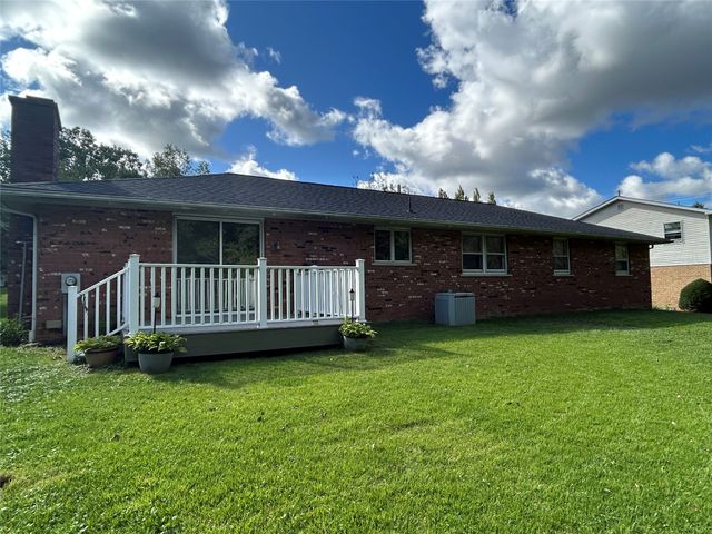 130 E ARLINGTON Road, Erie, PA 16509