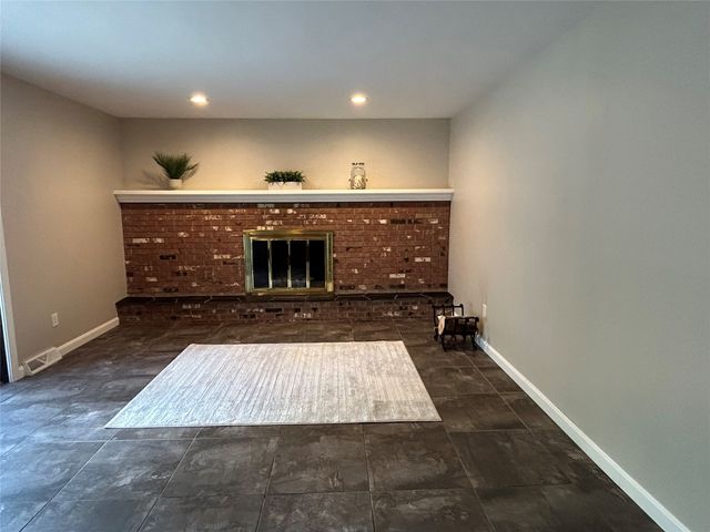 130 E ARLINGTON Road, Erie, PA 16509