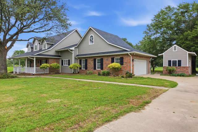 249 Private Road 5940, Emory, TX 75440