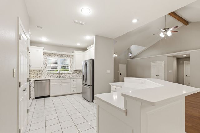 249 Private Road 5940, Emory, TX 75440